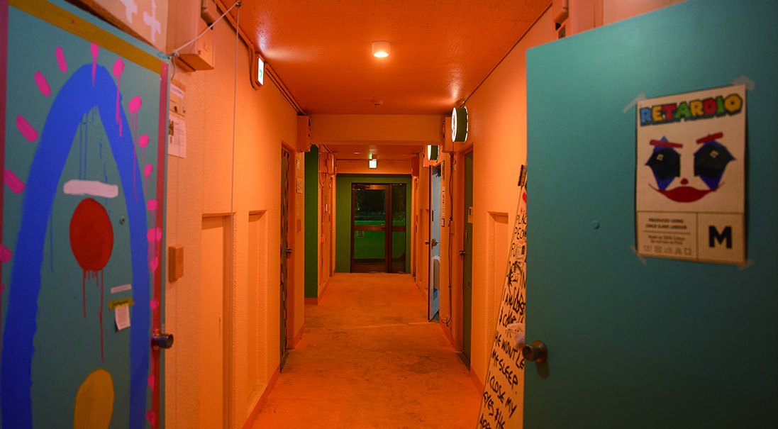3F MEME GOLDEN GAI — Room B