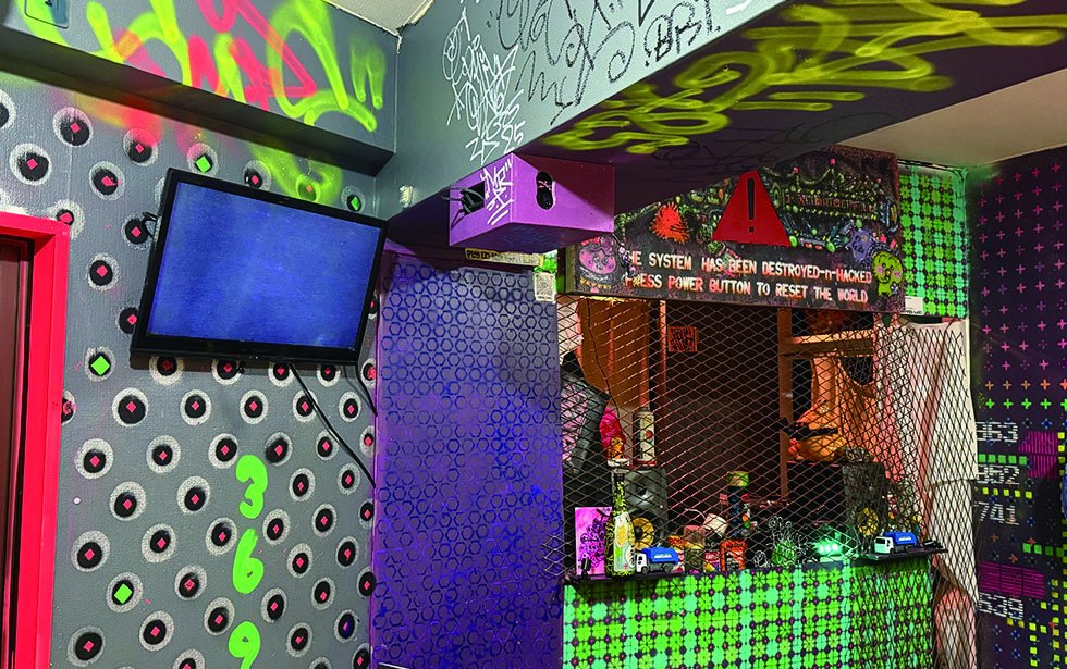6F GRAFFITI — Room D